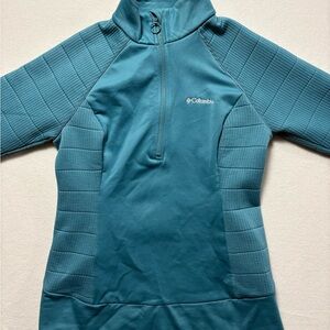 Columbia Aqua Blue Long sleeves top